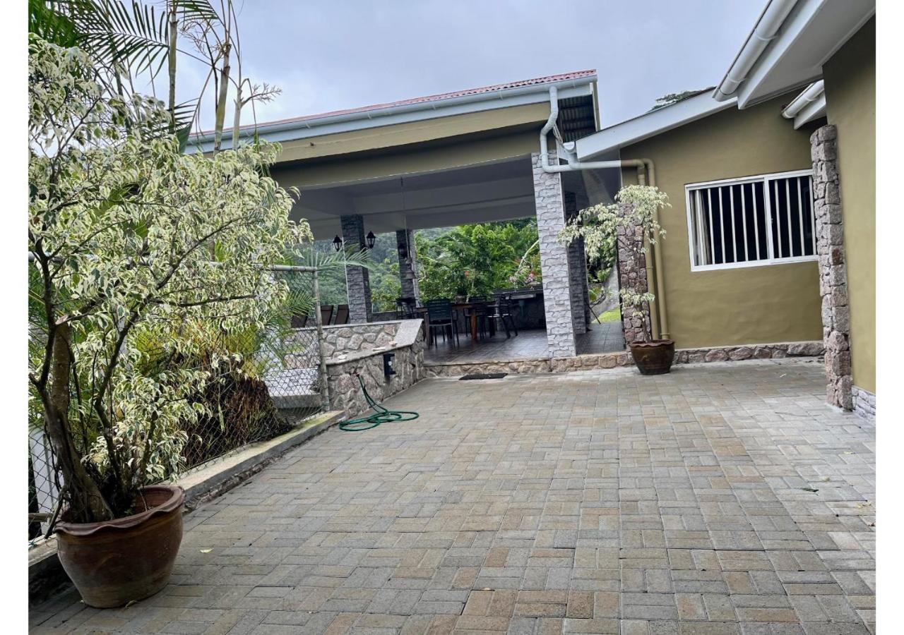 Holiday Home Baie Lazare (Mahe) Exterior foto