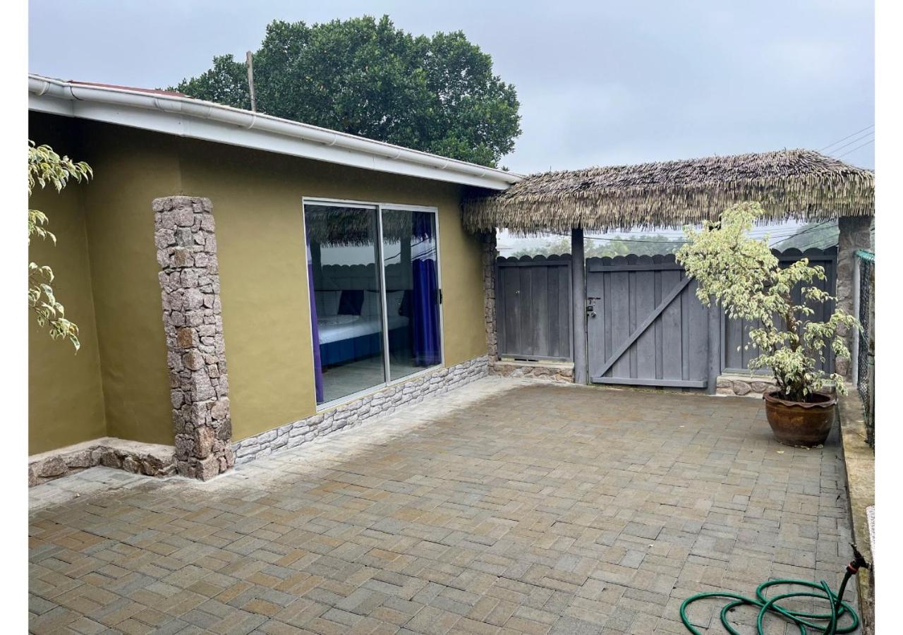 Holiday Home Baie Lazare (Mahe) Exterior foto